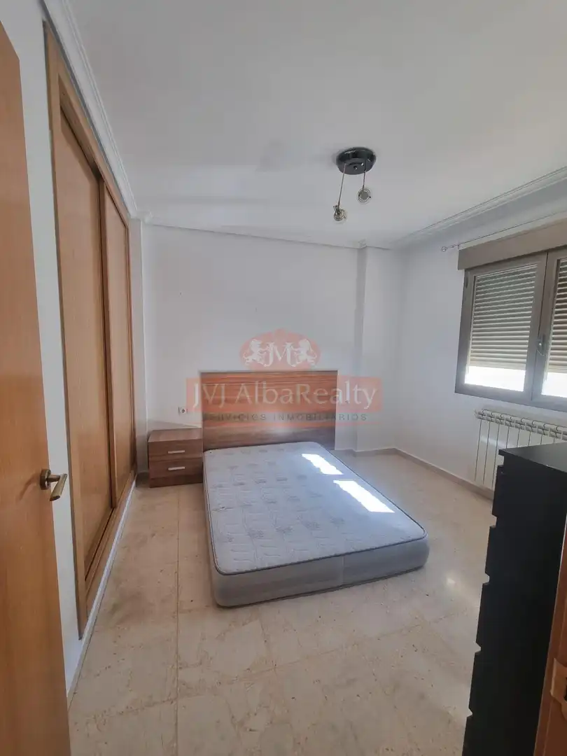 Habitación de Ático en venta en Albacete con Aire acondicionado, Calefacción y Terraza
