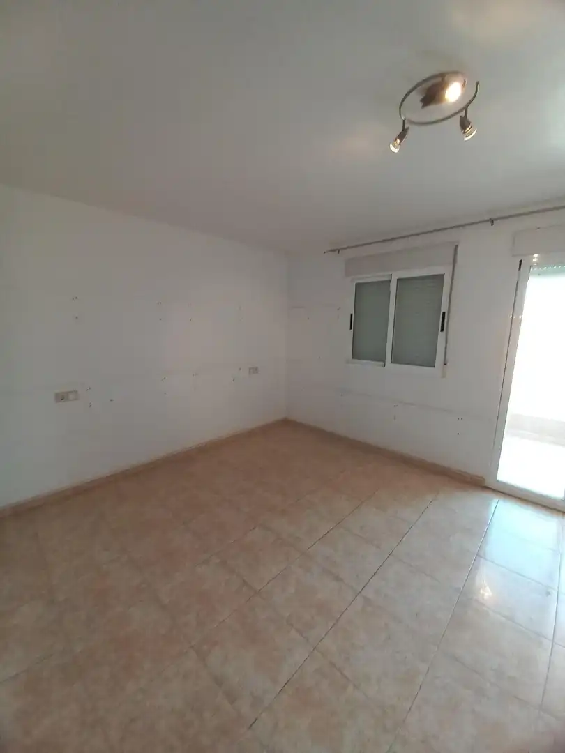 Habitación de Casa adosada en venta en Águilas con Aire acondicionado, Calefacción y Trastero