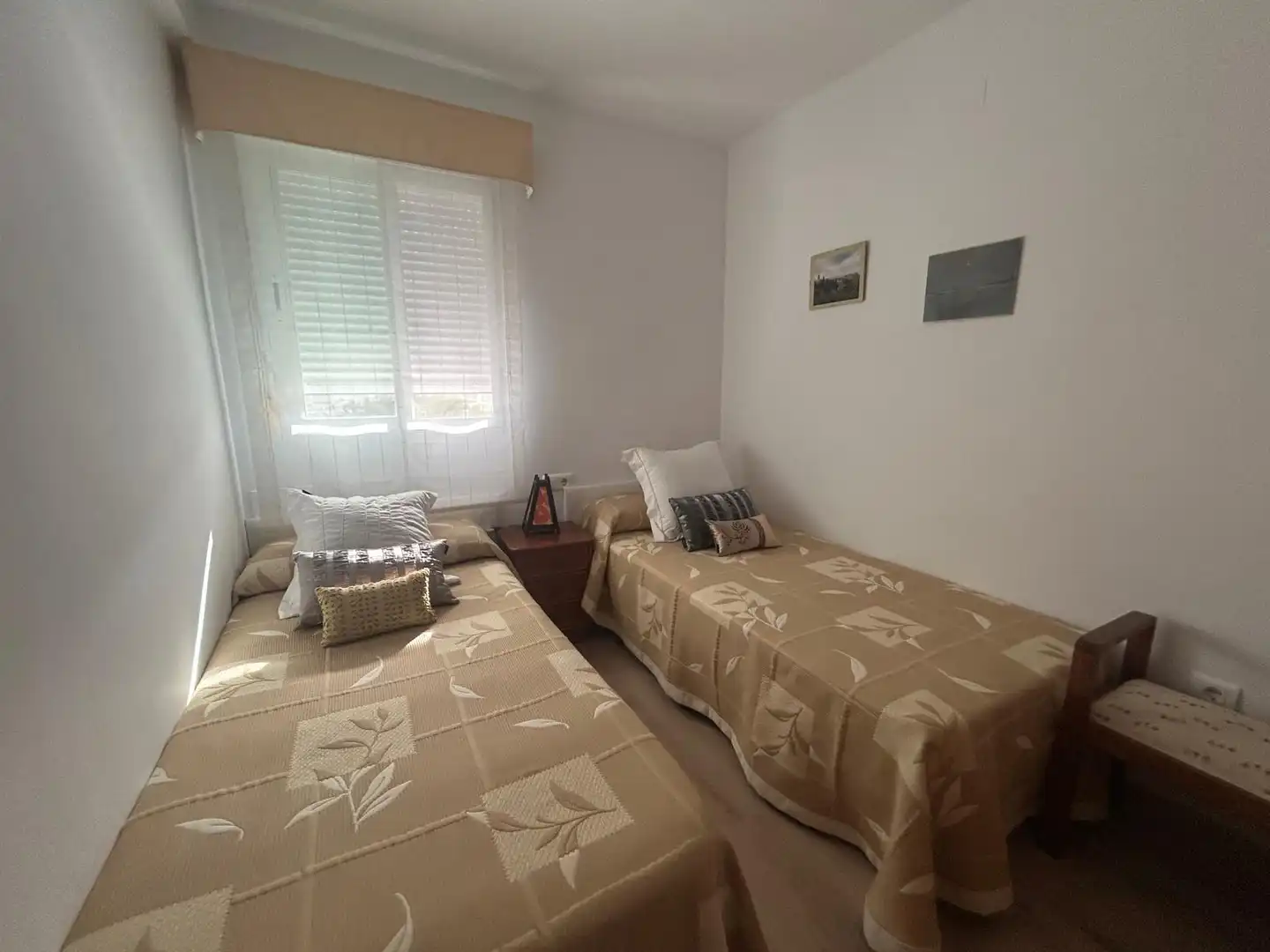 Habitación de Apartamento en venta en Gandia con Aire acondicionado, Amueblado y Piscina comunitaria
