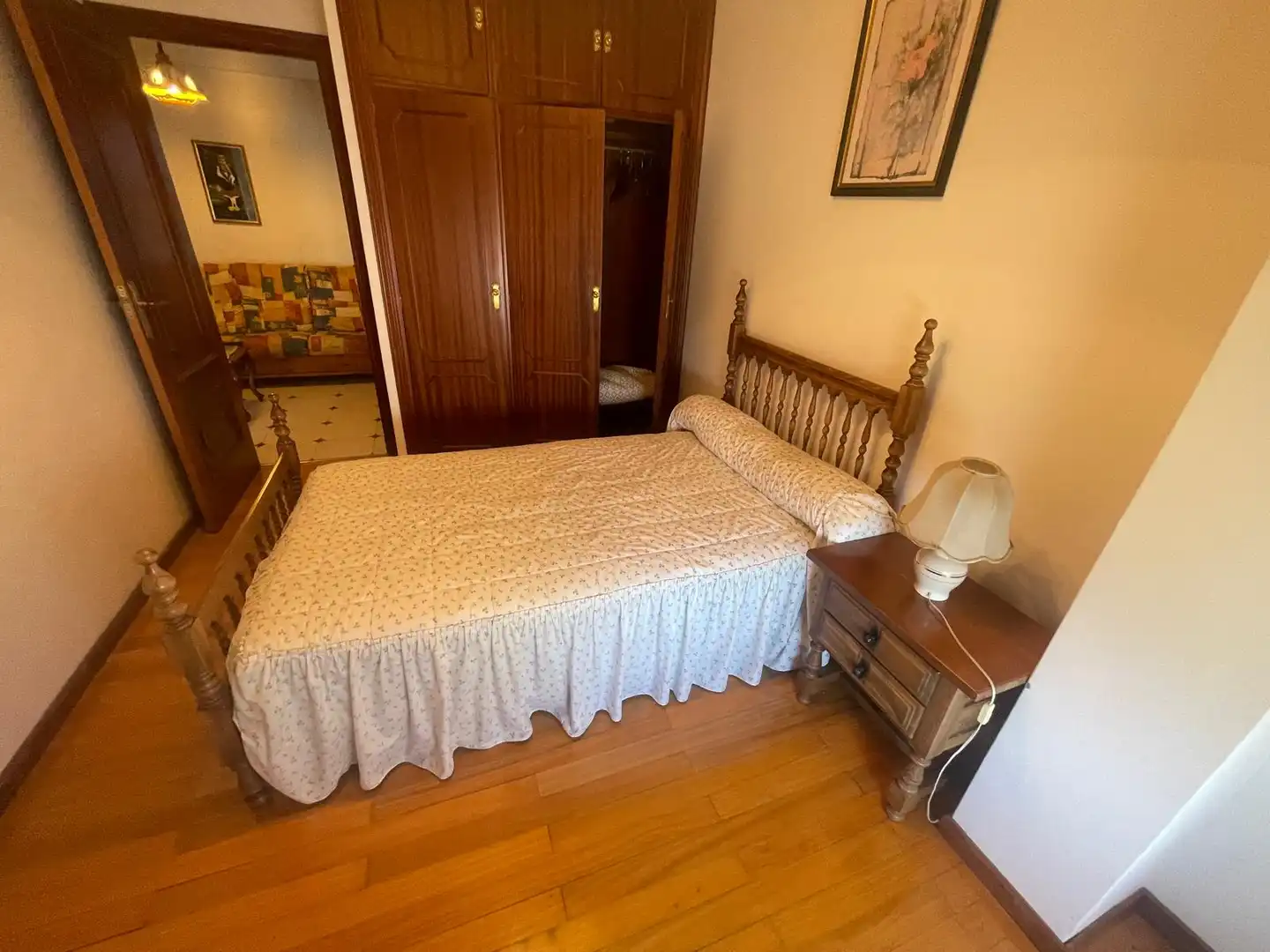 Dormitori de Casa o xalet de lloguer en Oleiros amb Jardí privat, Moblat i Forn