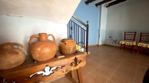 bonita casa en BLESA, con patio garaje.