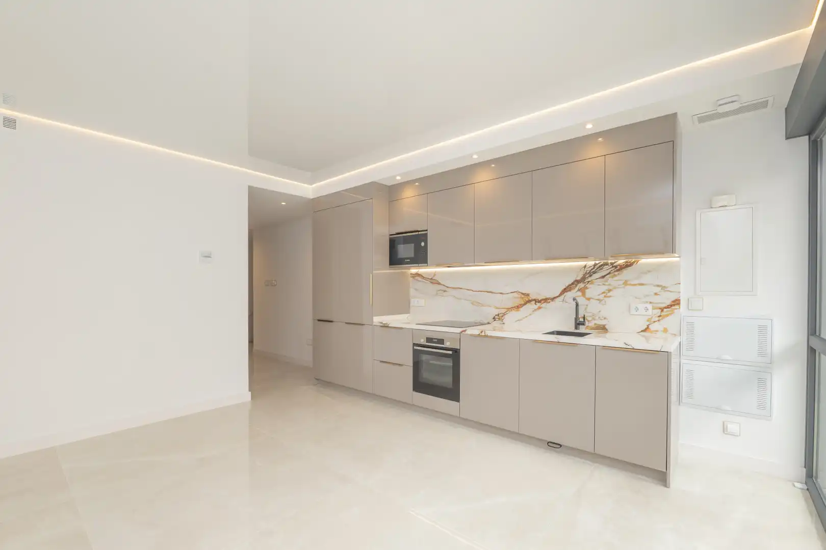 Erdgeschosswohnung mit Pool zum Verkauf in La Carihuela - Los Nidos, imagen 8