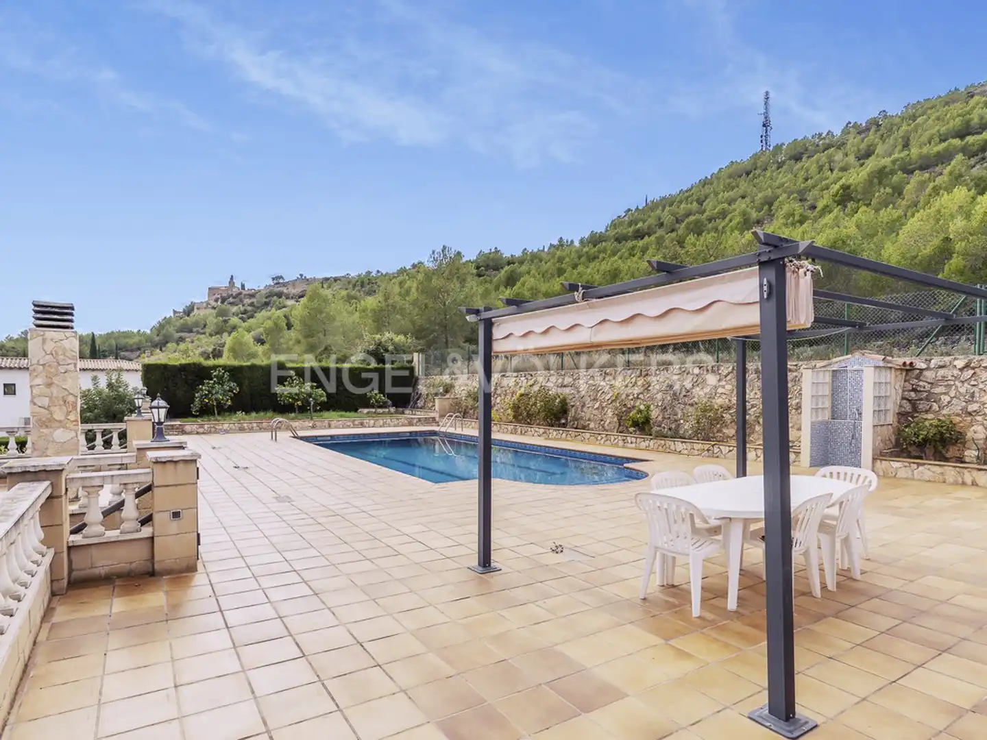 Vista exterior de Casa o xalet en venda en Vespella de Gaià amb Aire condicionat, Calefacció i Jardí privat
