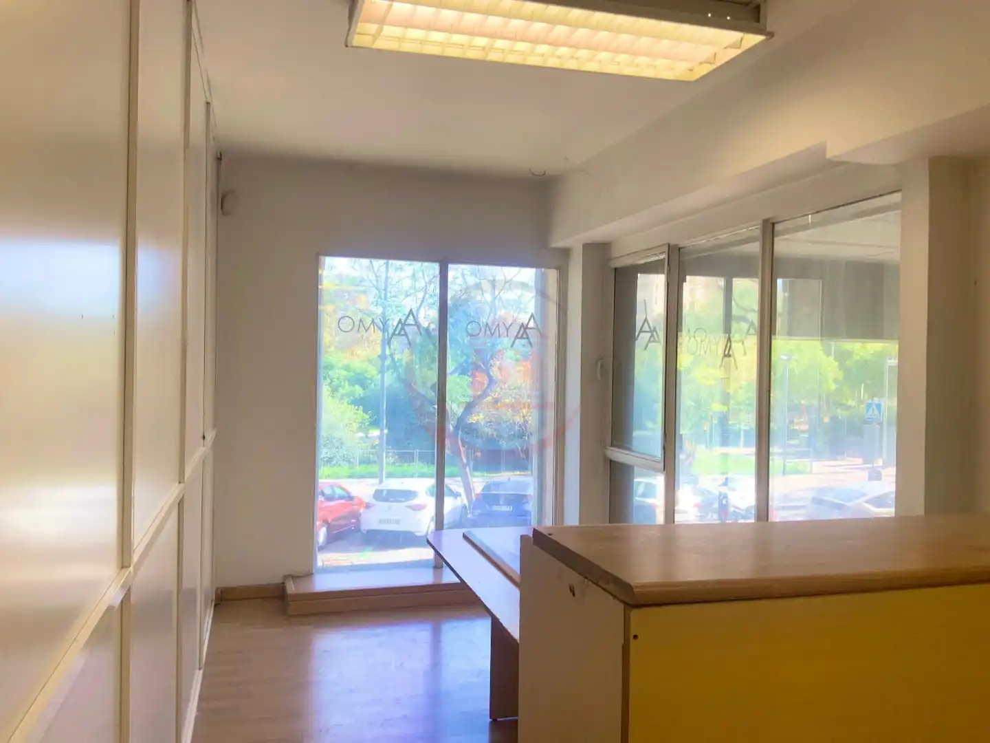Commercial properties for rent in Barcelona  with Air Conditioner