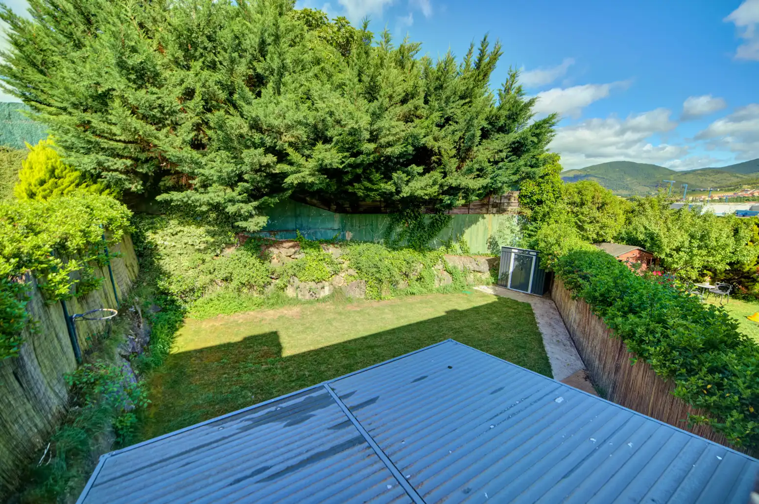 Jardí de Casa o xalet en venda en Valle de Egüés / Eguesibar amb Calefacció, Parquet i Terrassa