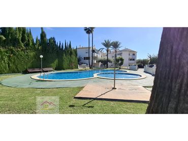 Piso con piscina en venta en Camino Capicorp De 94