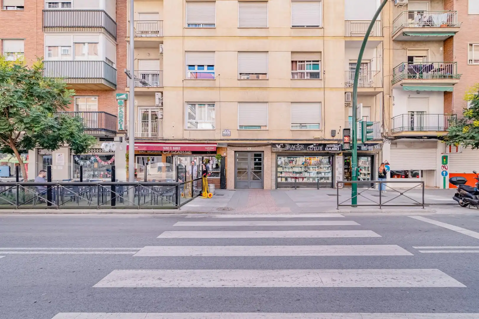 Vista exterior de Piso en venta en Granada con Amueblado