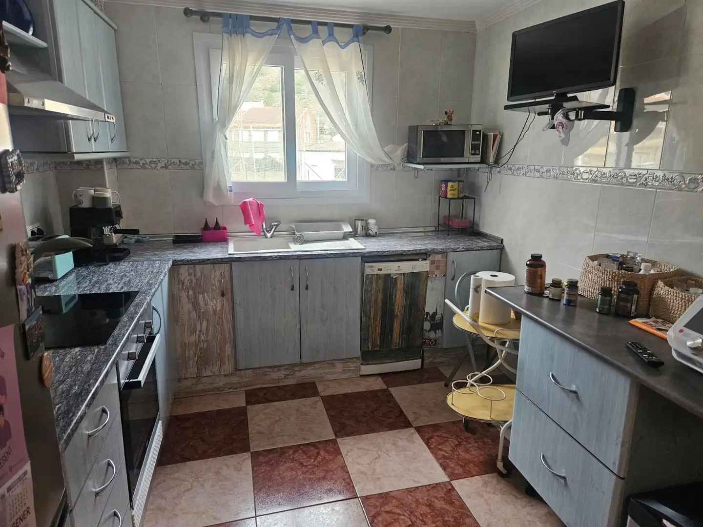 Kitchen of Flat for sale in Ador  with Air Conditioner, Heating and Terrace