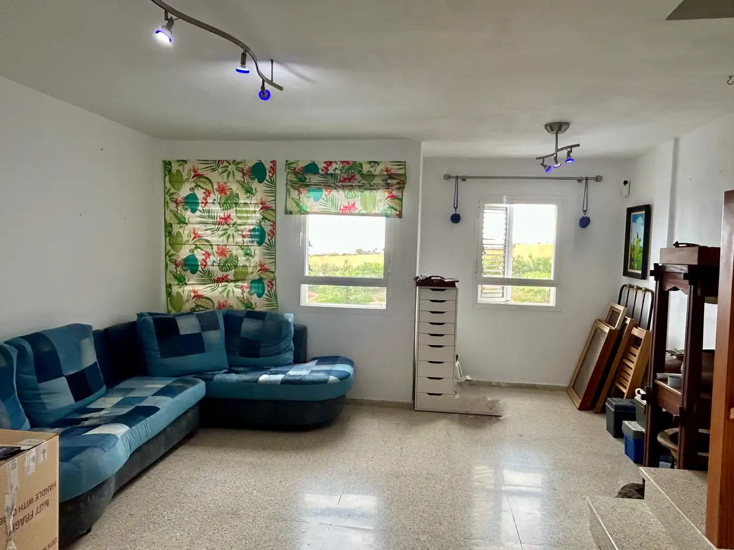 Sala de estar de Dúplex en venta en Telde con Trastero, Horno y Lavadora