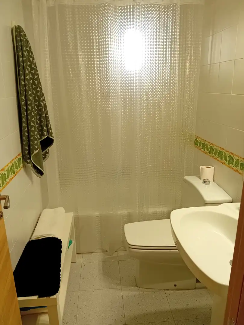 Badezimmer von Wohnung zum Verkauf in Almagro mit Klimaanlage, Heizung und Terrasse