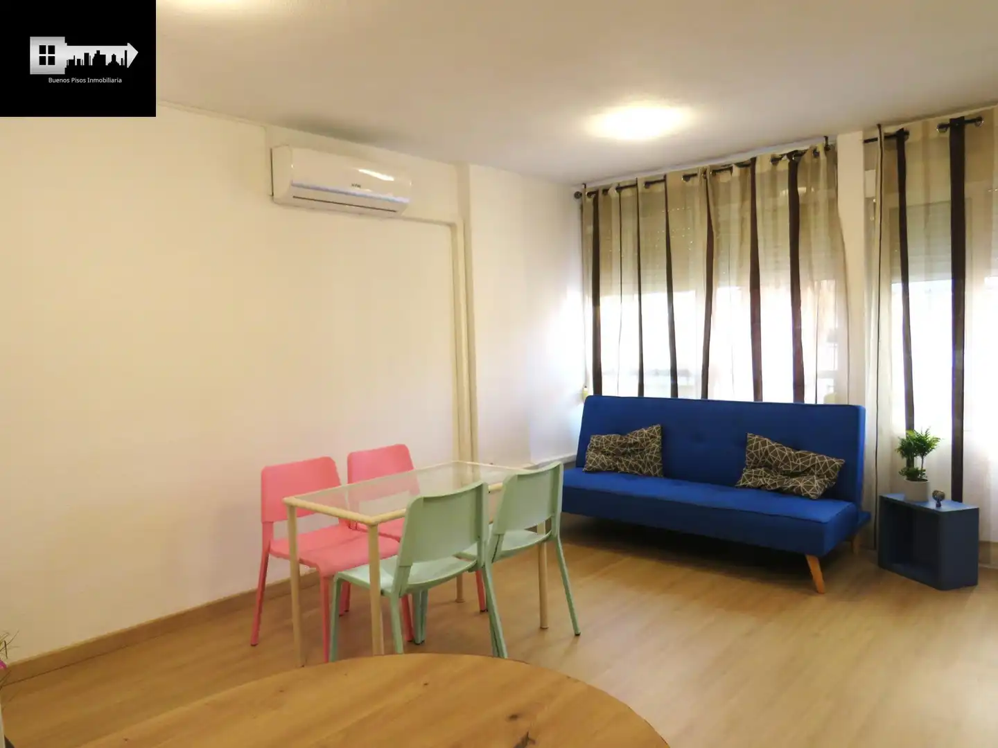 Sala d'estar de Pis en venda en Alicante / Alacant amb Aire condicionat