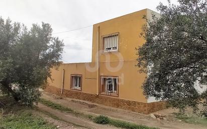 Vista exterior de Casa o xalet en venda en Tabernas amb Terrassa