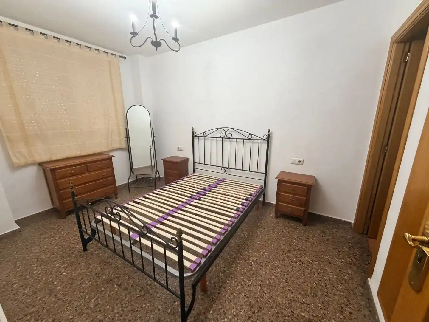 Dormitori de Pis en venda en Silla amb Aire condicionat, Terrassa i Balcó