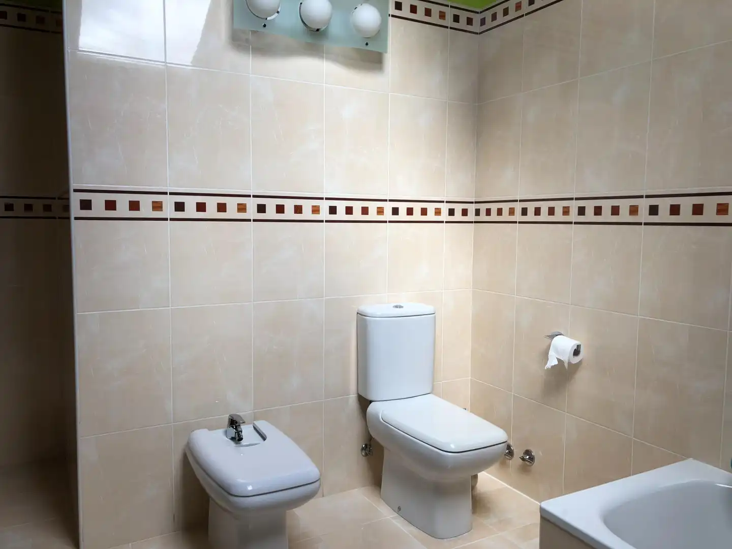 Bathroom of Houses for sale in Grijota  with Heating and Private garden