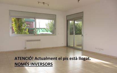 Living room of Flat for sale in Bescanó  with Air Conditioner and Terrace
