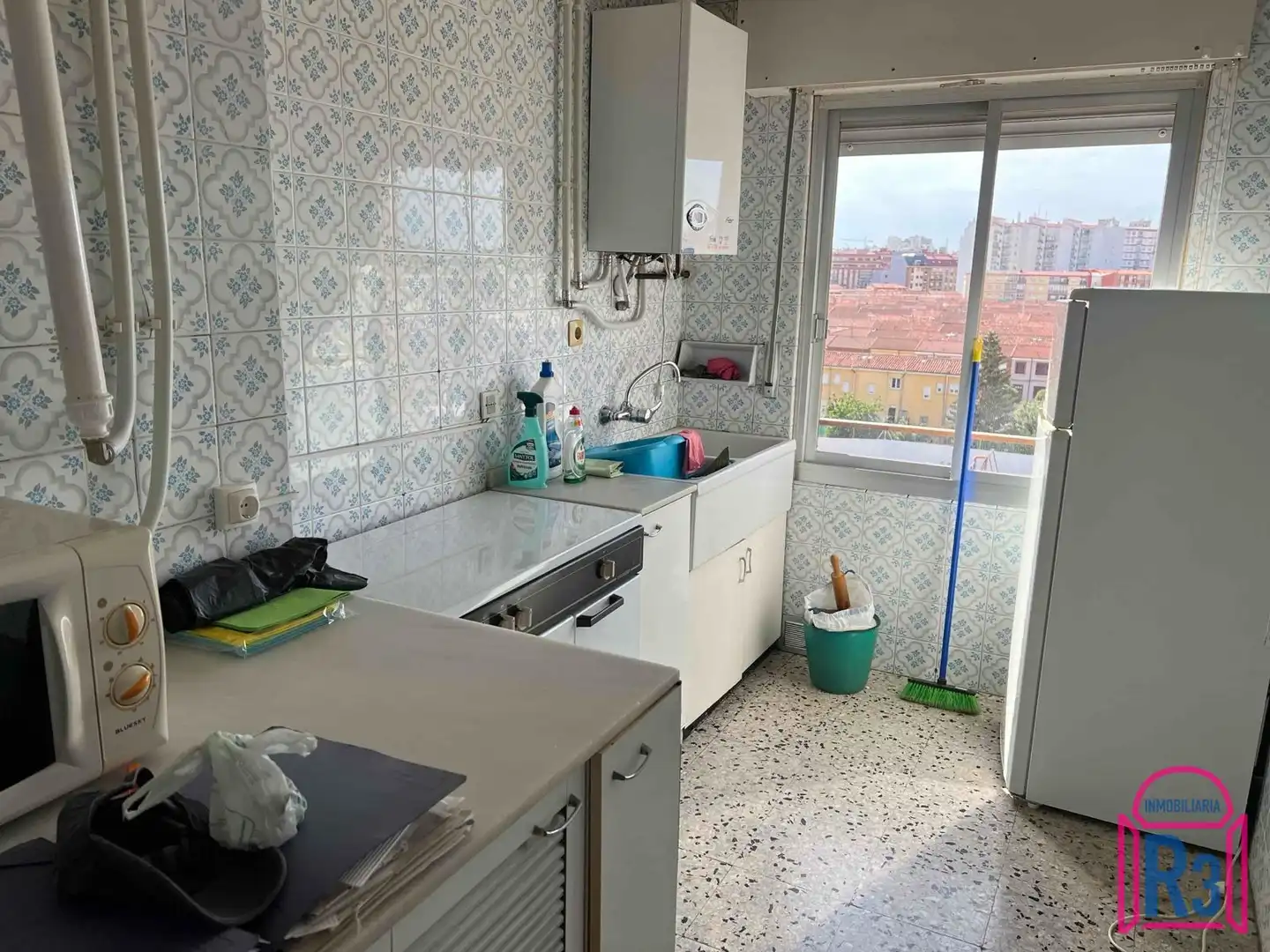 Kitchen of Flat for sale in León Capital   with Heating, Terrace and Storage room
