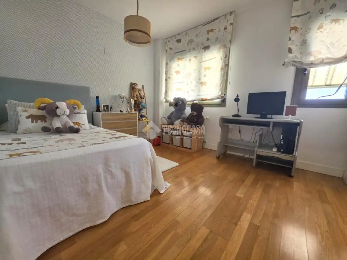 Bedroom of Flat for sale in Getafe  with Air Conditioner, Heating and Terrace