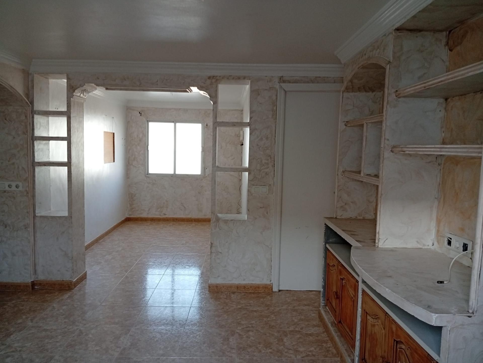 Dormitori de Apartament en venda en Algeciras