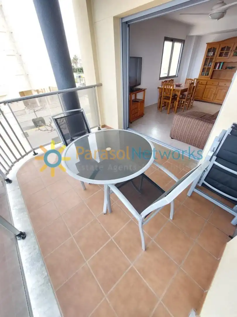 Terraza de Apartamento de alquiler en Guardamar de la Safor con Aire acondicionado, Calefacción y Terraza