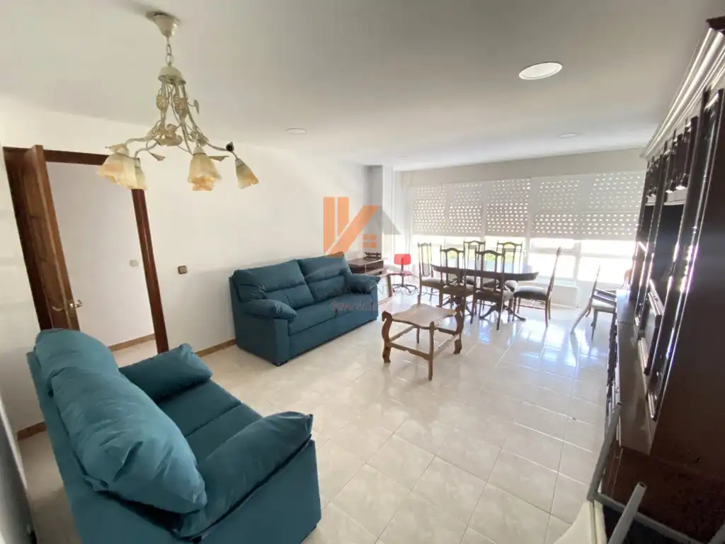 Living room of Flat for rent in Santiago de Compostela   with Furnished