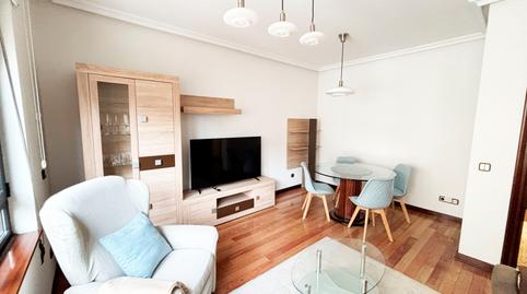 Photo 2 of Apartment to rent in Calle de la Independencia, 5, Parque San Francisco - Uría, Asturias