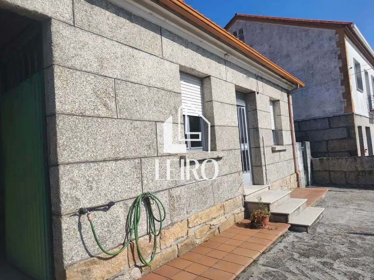 Vista exterior de Finca rústica en venda en Vilanova de Arousa amb Calefacció, Jardí privat i Traster