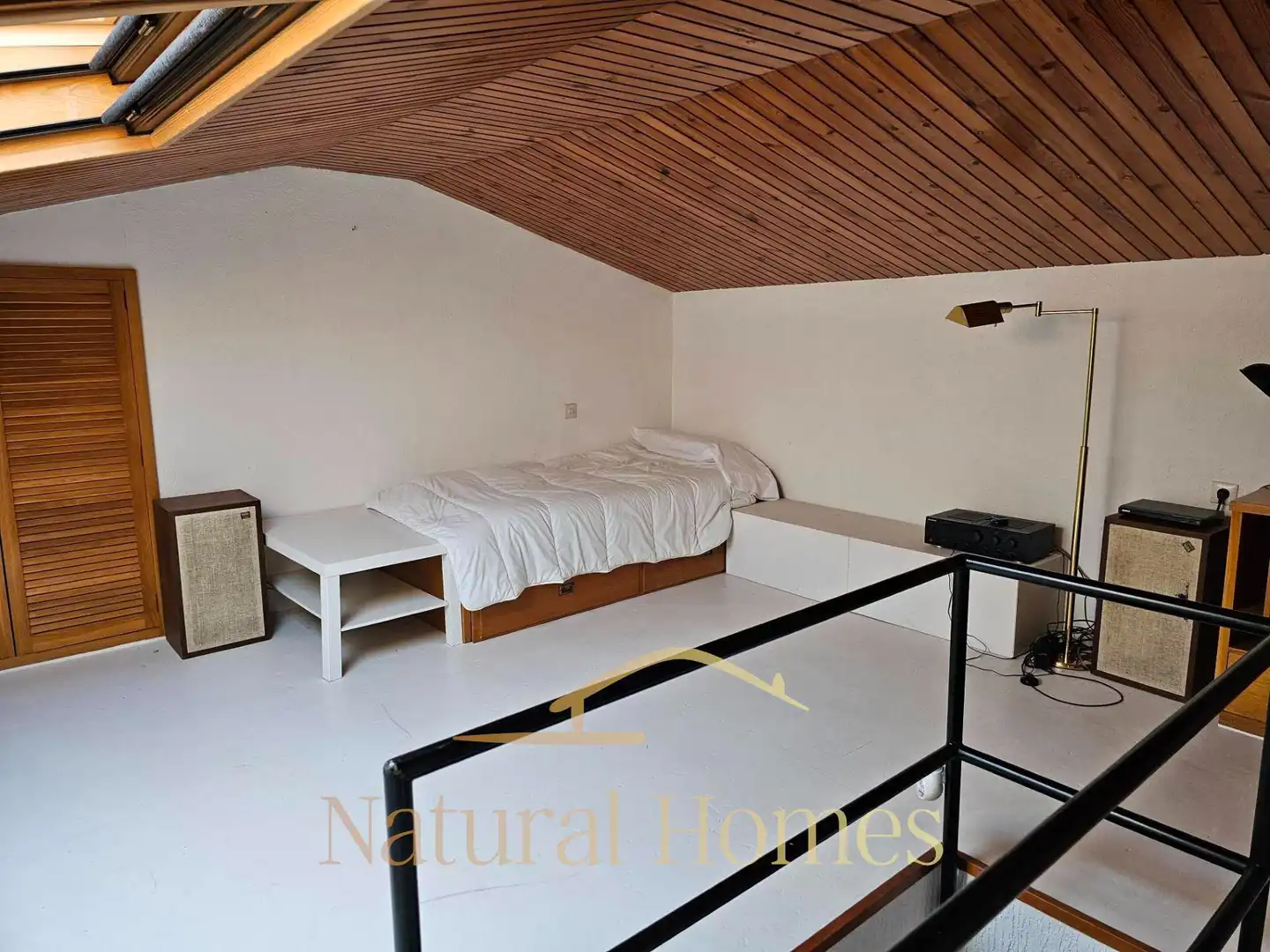 Dormitori de Dúplex de lloguer en Sant Vicenç de Montalt amb Aire condicionat, Calefacció i Moblat
