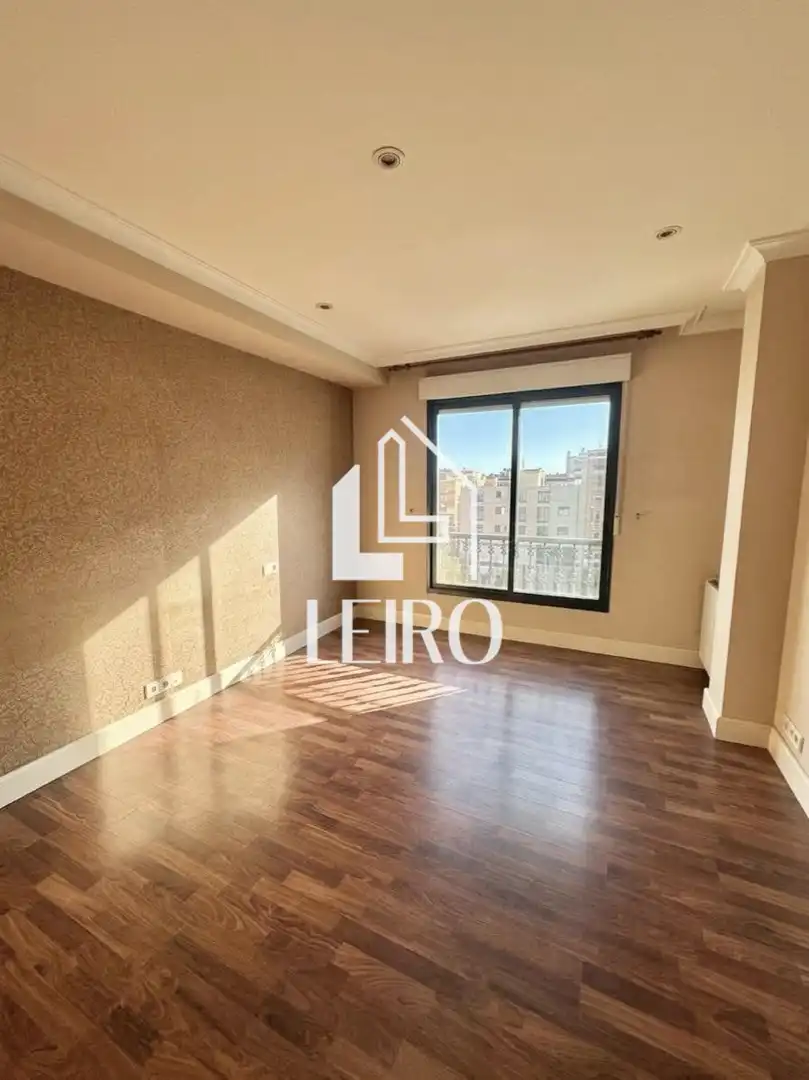 Habitación de Piso en venta en Vilagarcía de Arousa con Calefacción, Parquet y Trastero