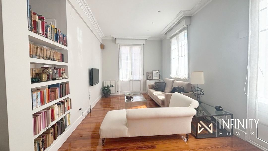 Flat to rent in Gregorio de la Revilla Zumarkalea, Zona Indautxu