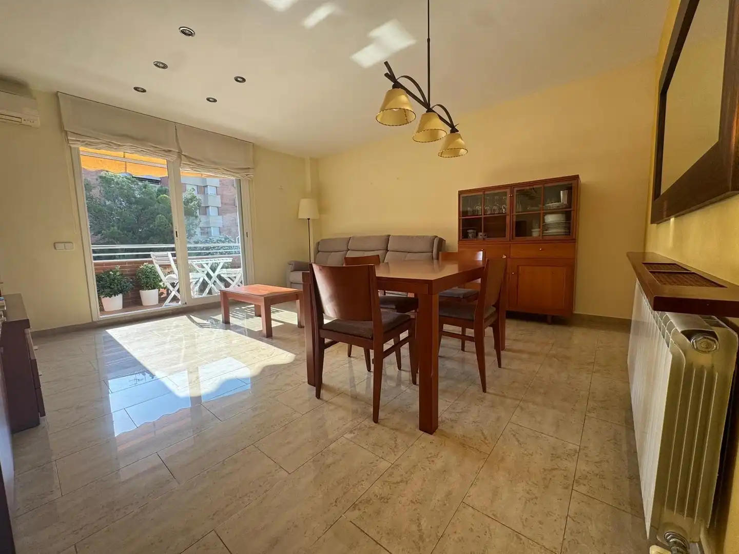 Dining room of Flat for sale in Manresa  with Air Conditioner, Terrace and Storage room
