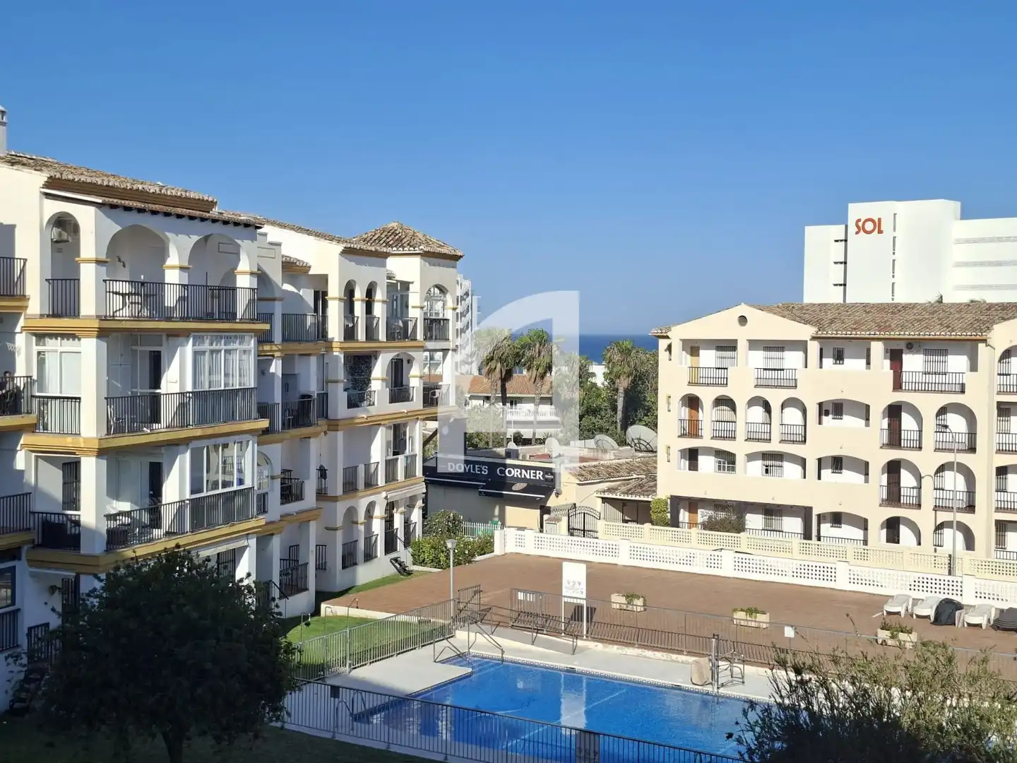 Vista exterior de Piso en venta en Torremolinos con Aire acondicionado, Calefacción y Terraza