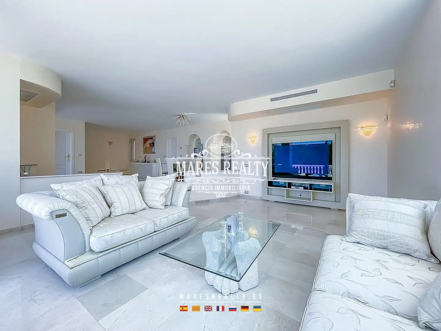 Sala d'estar de Casa o xalet en venda en Lloret de Mar amb Aire condicionat, Calefacció i Jardí privat