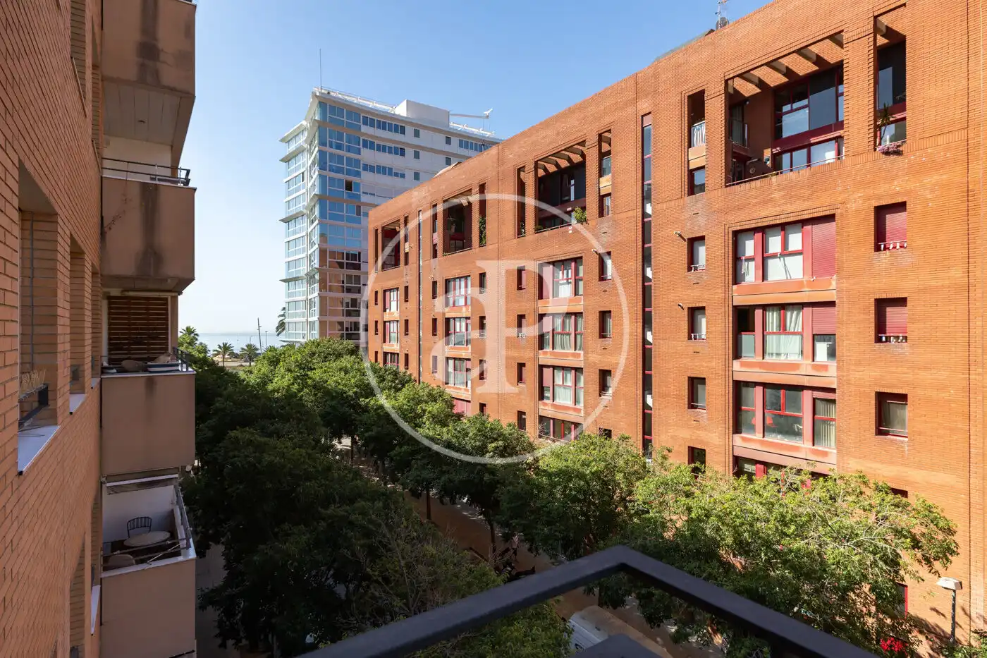 Vista exterior de Piso en venta en Barcelona con Aire acondicionado, Calefacción y Terraza