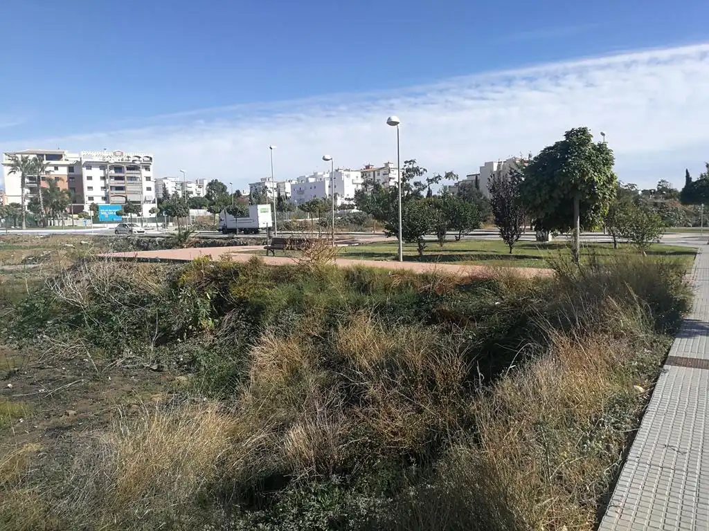 Residencial en venta en Aceituneros, Camino Viejo de Málaga