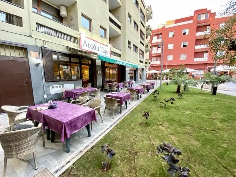 Local comercial en venda a Calle Iriarte, imagen 2