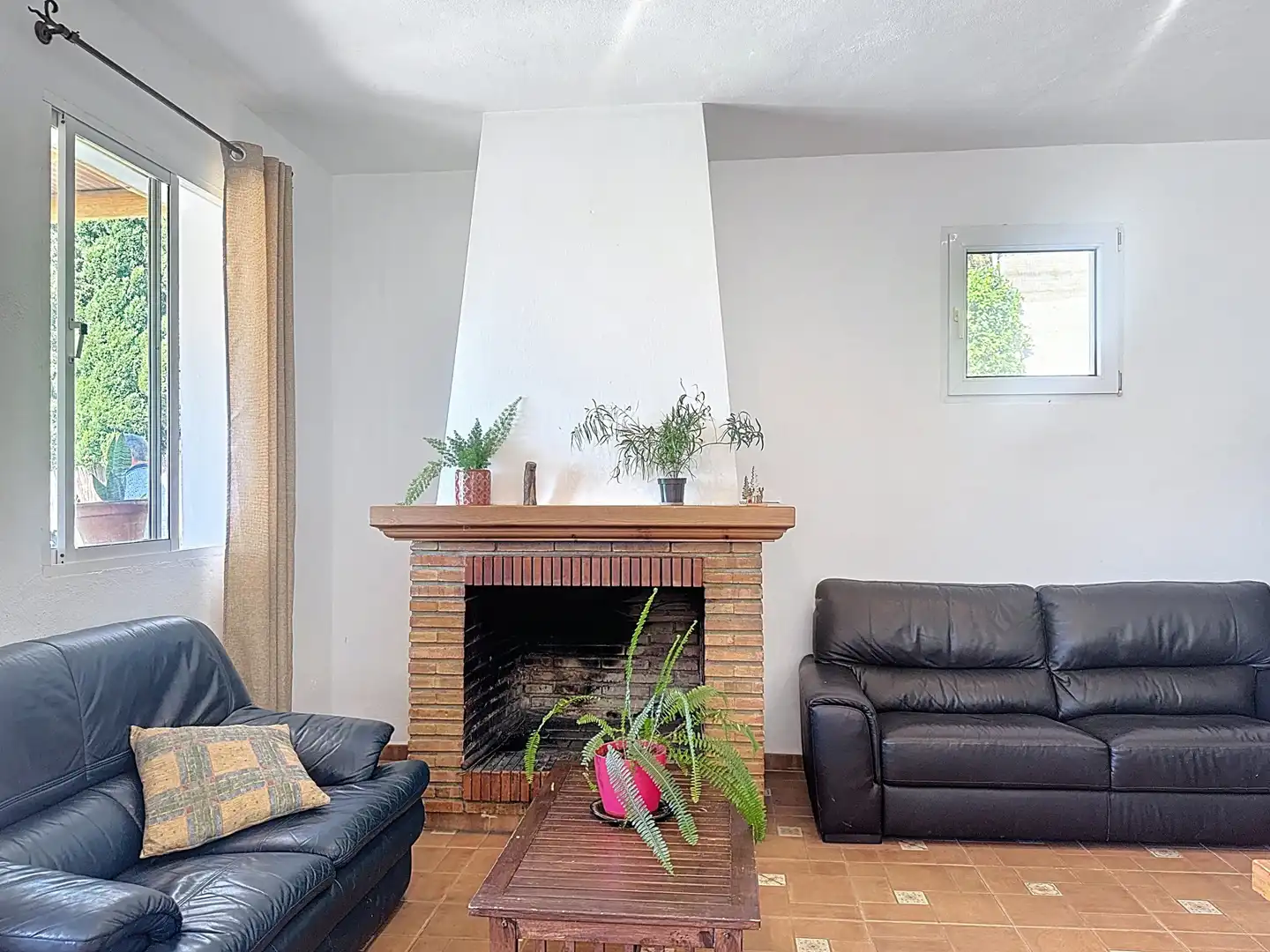 Living room of Country homes for sale in Estepona  with Private garden and Terrace