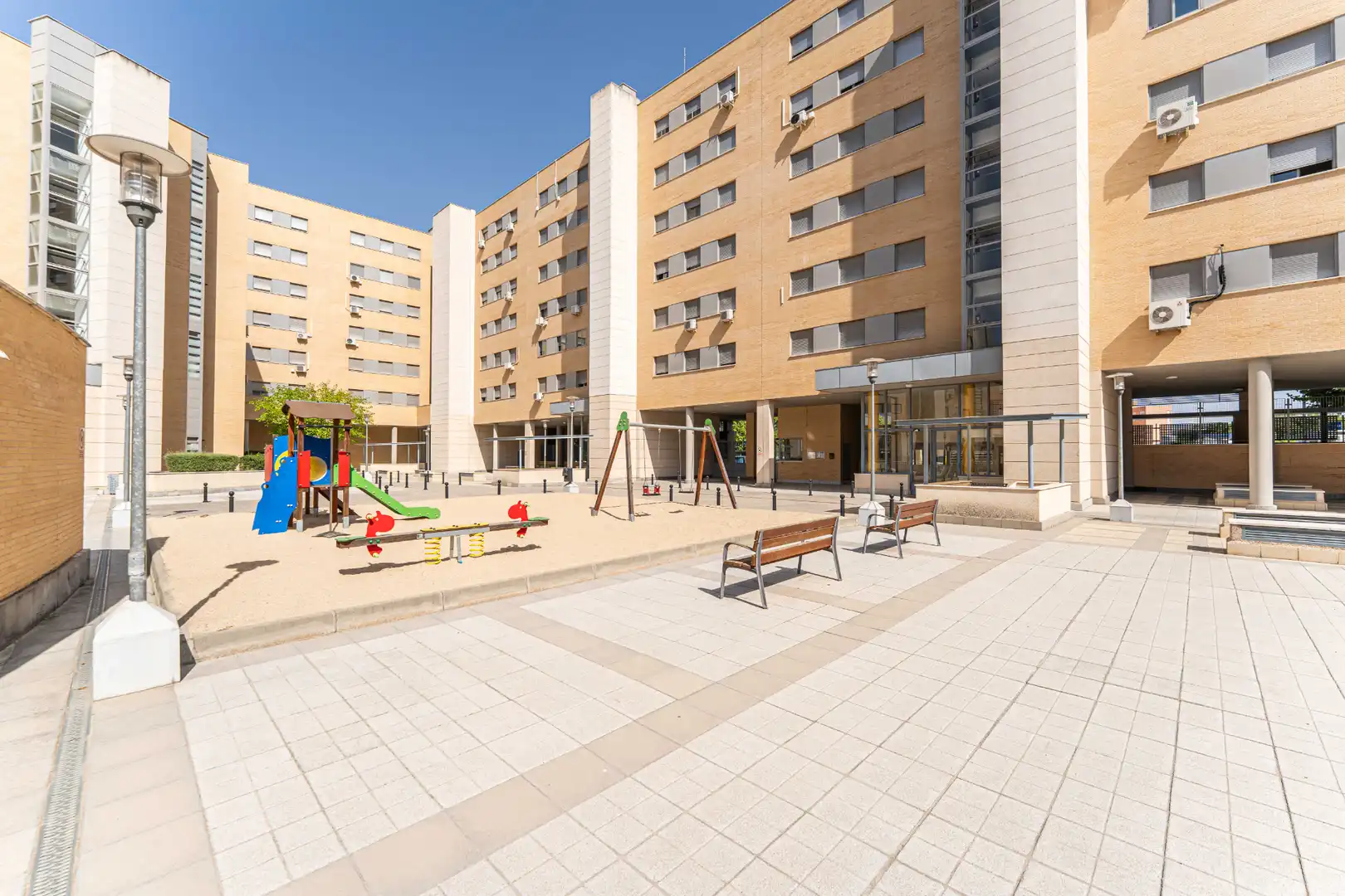 Individuel avec ascenseur à vendre à Avenida Carlos V 51, imagen 2