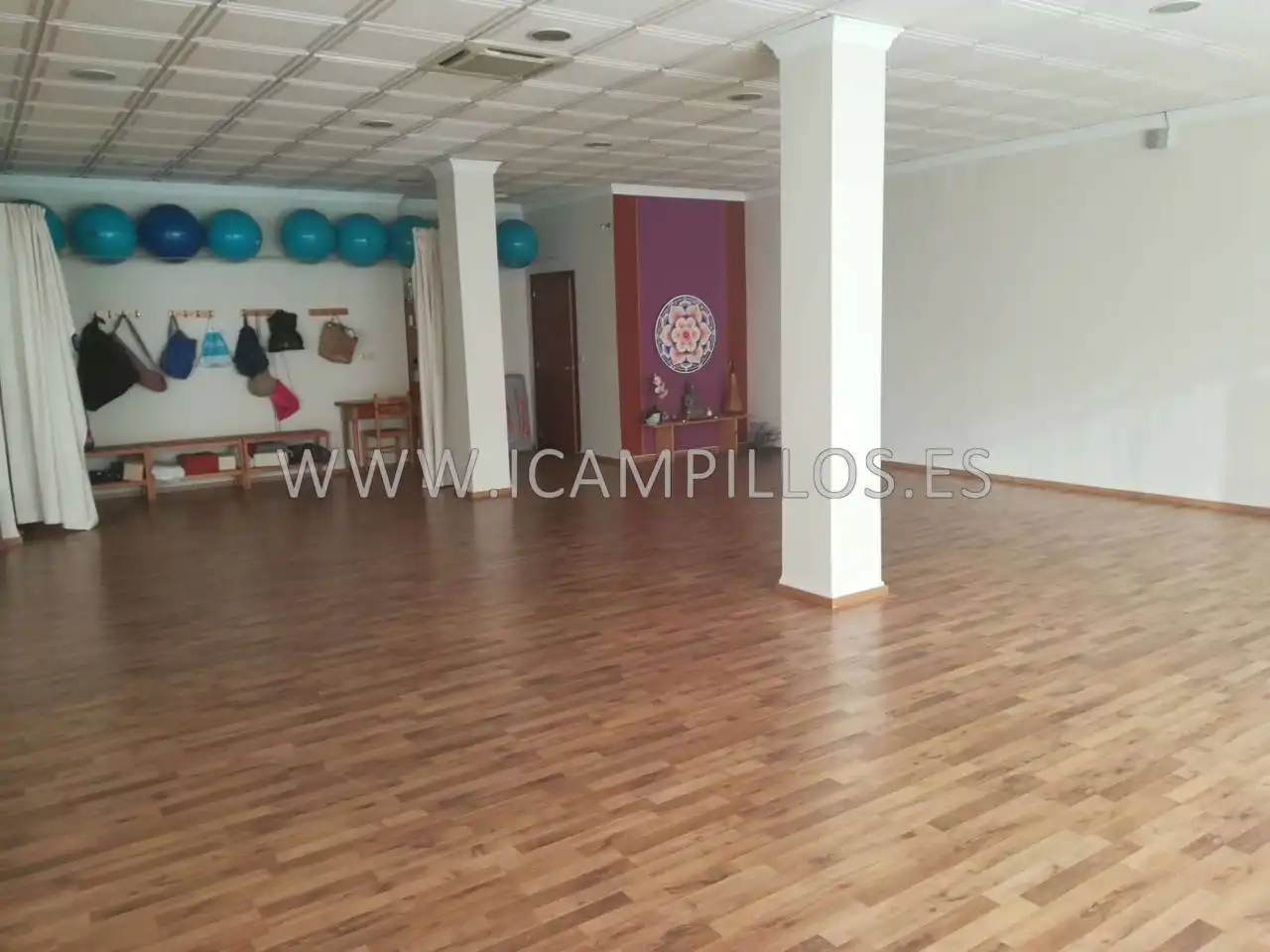 Locale commerciale in vendita a Baena