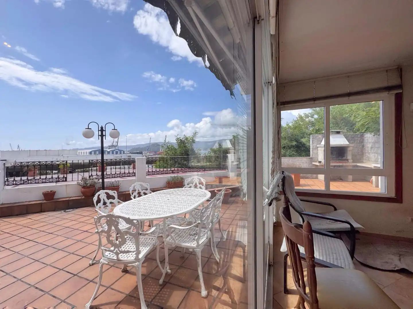Terrassa de Casa o xalet en venda en Pontevedra Capital  amb Calefacció, Terrassa i Balcó