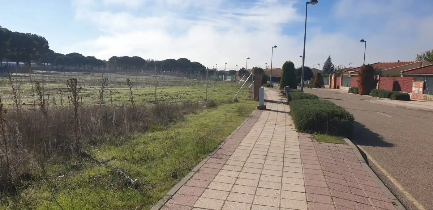 Terreni e lotti in vendita a Aldeamayor de San Martín, imagen 7