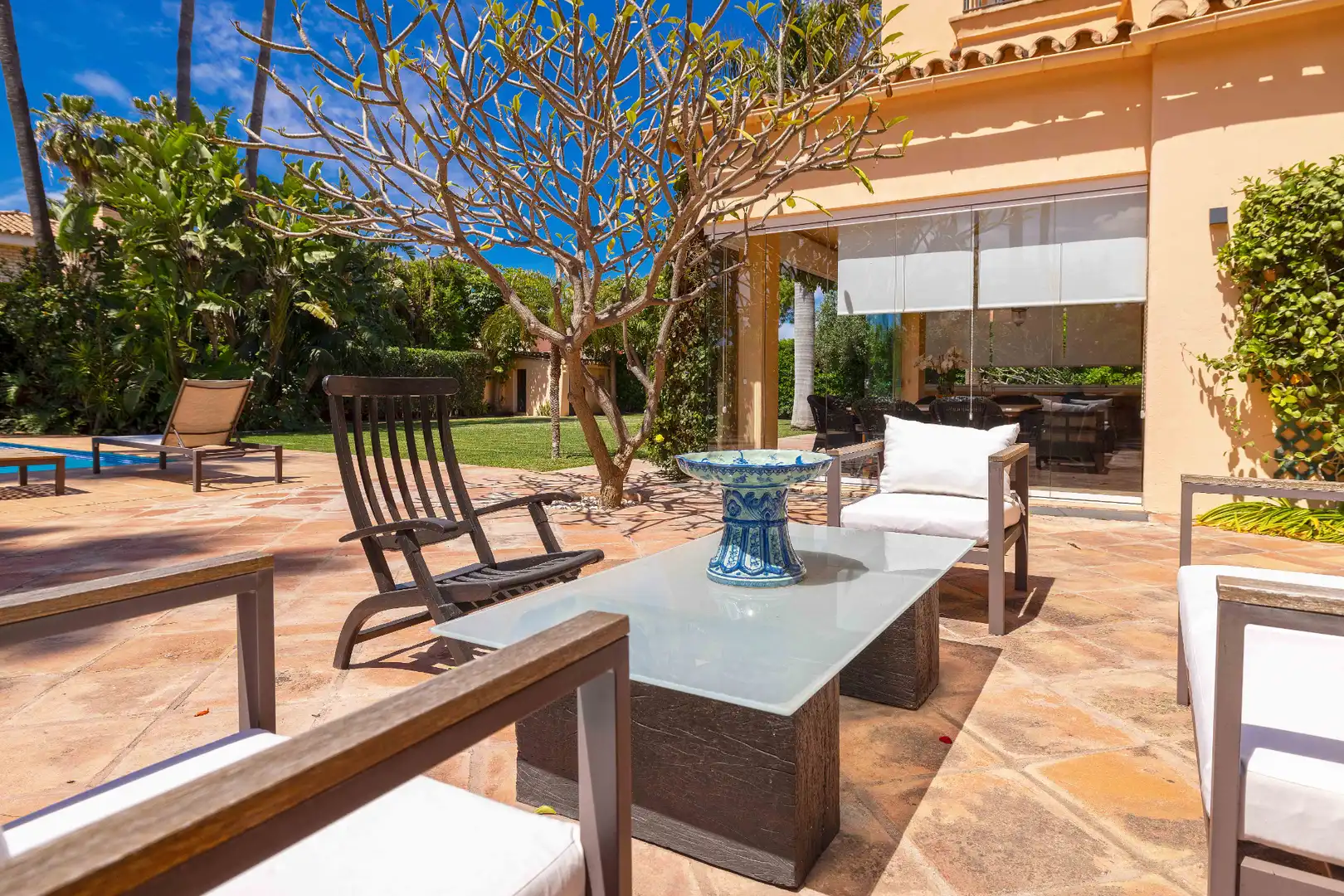 Terrassa de Casa o xalet en venda en Málaga amb Aire condicionat, Calefacció i Jardí privat