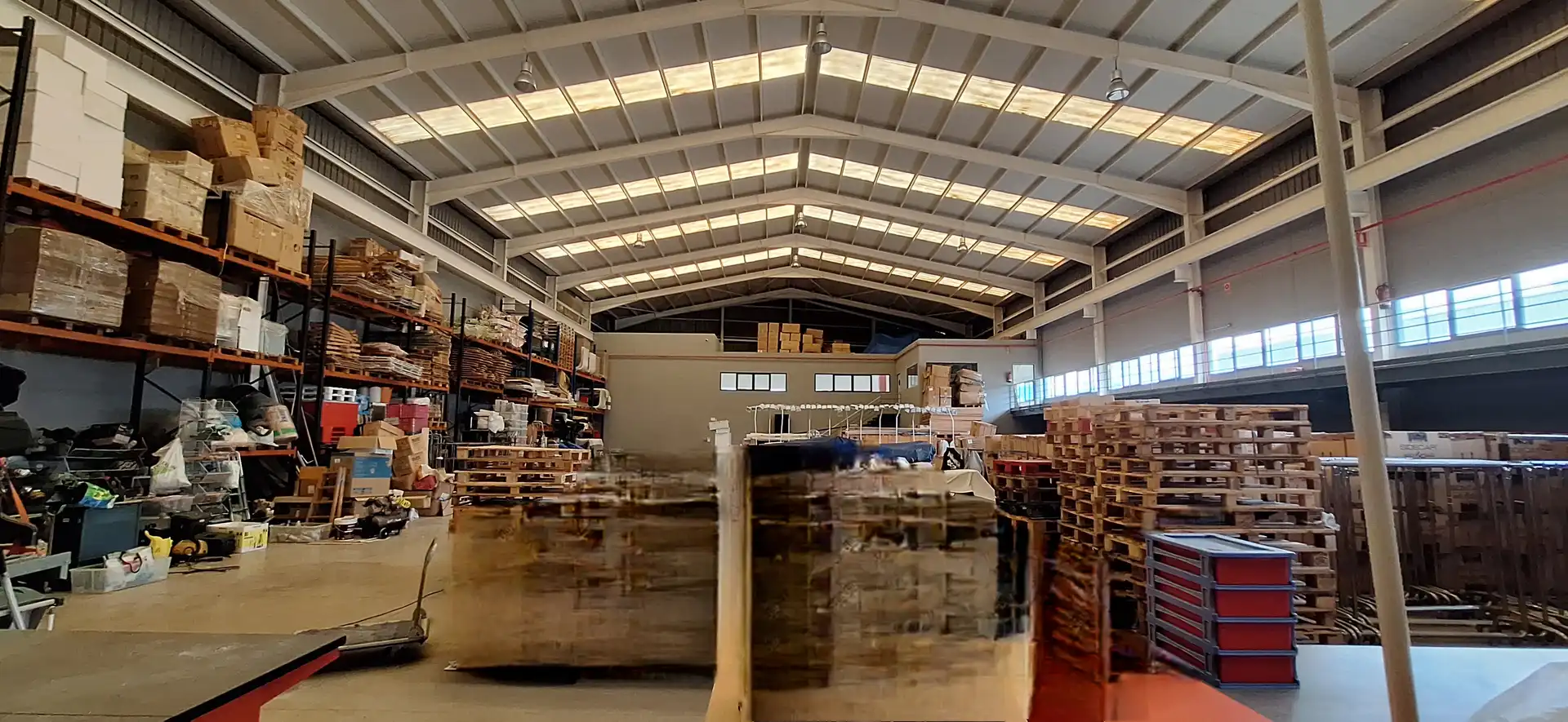 Industrial buildings for rent in La Pobla de Farnals