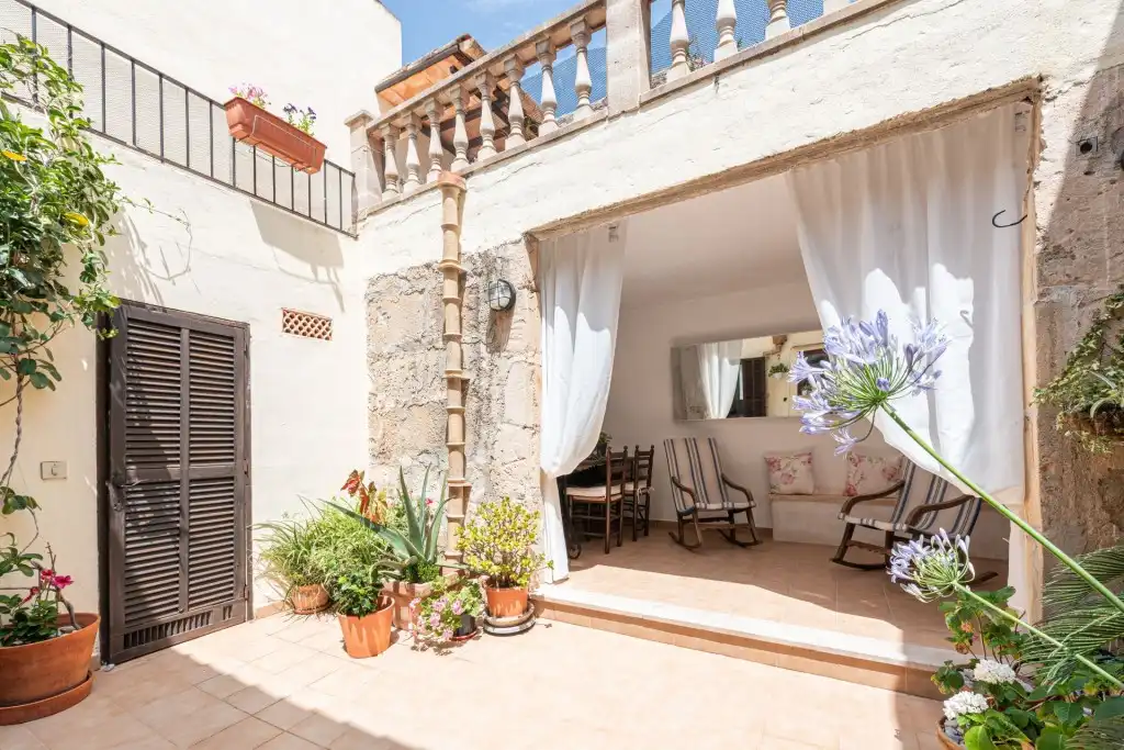 Terrasse von Country house zum Verkauf in Pollença mit Klimaanlage, Terrasse und Möbliert
