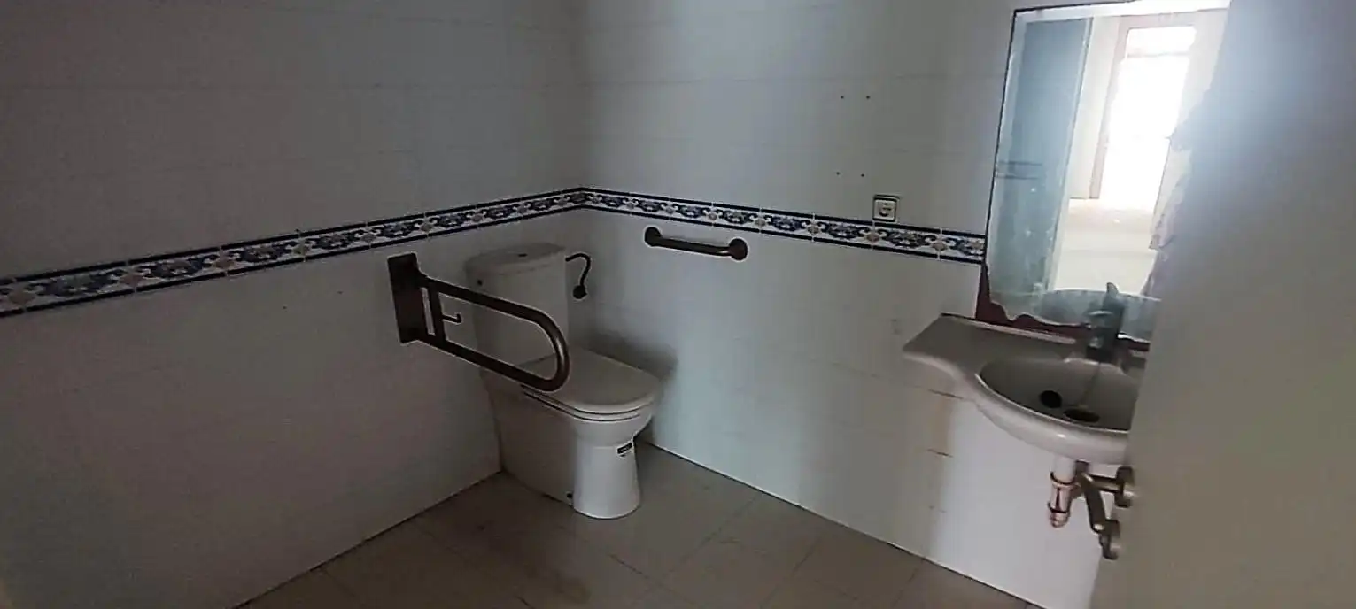 Business premises for sale in Calle SANTANDER (R), imagen 18
