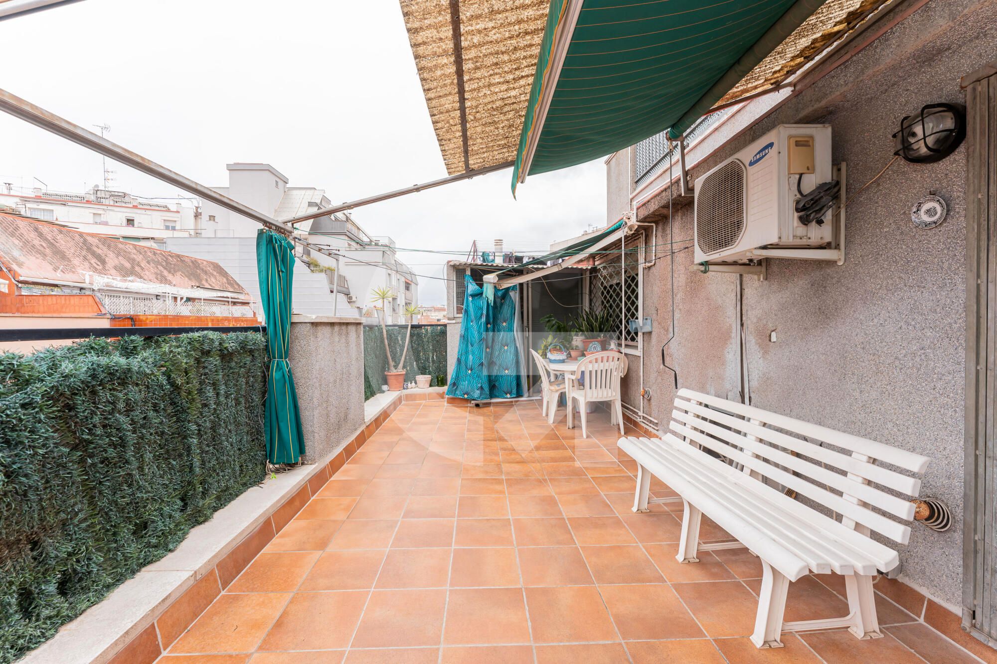 Terrassa de Pis en venda en Esplugues de Llobregat amb Aire condicionat, Calefacció i Terrassa