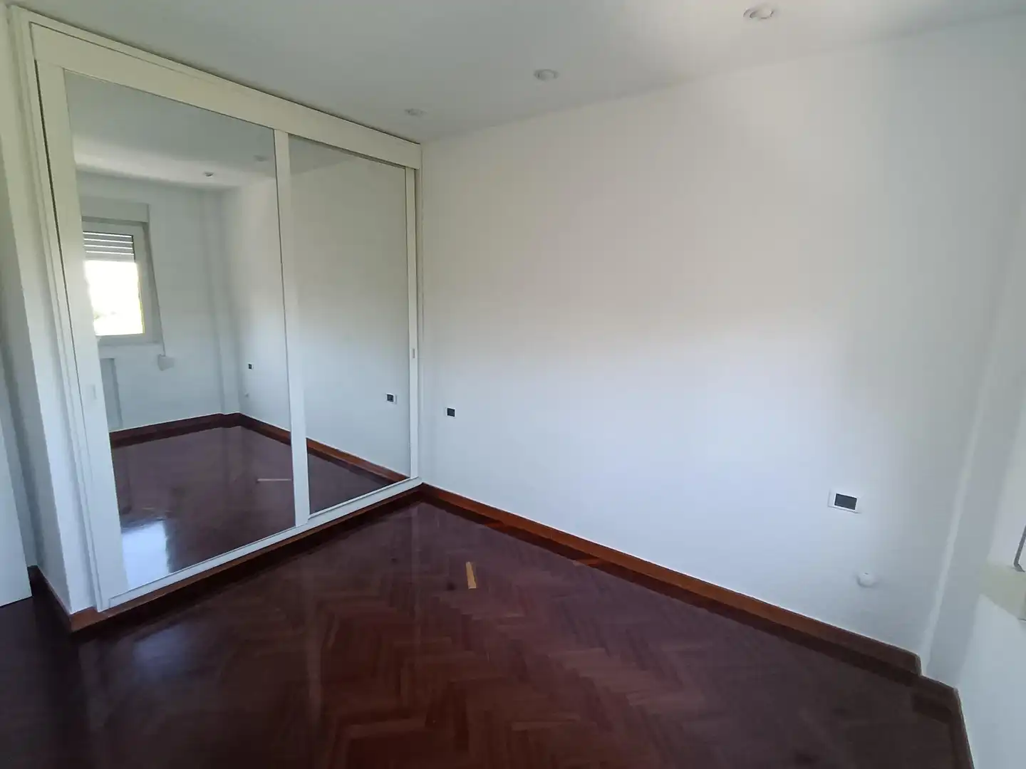 Piso de alquiler en Infante Juan Manuel