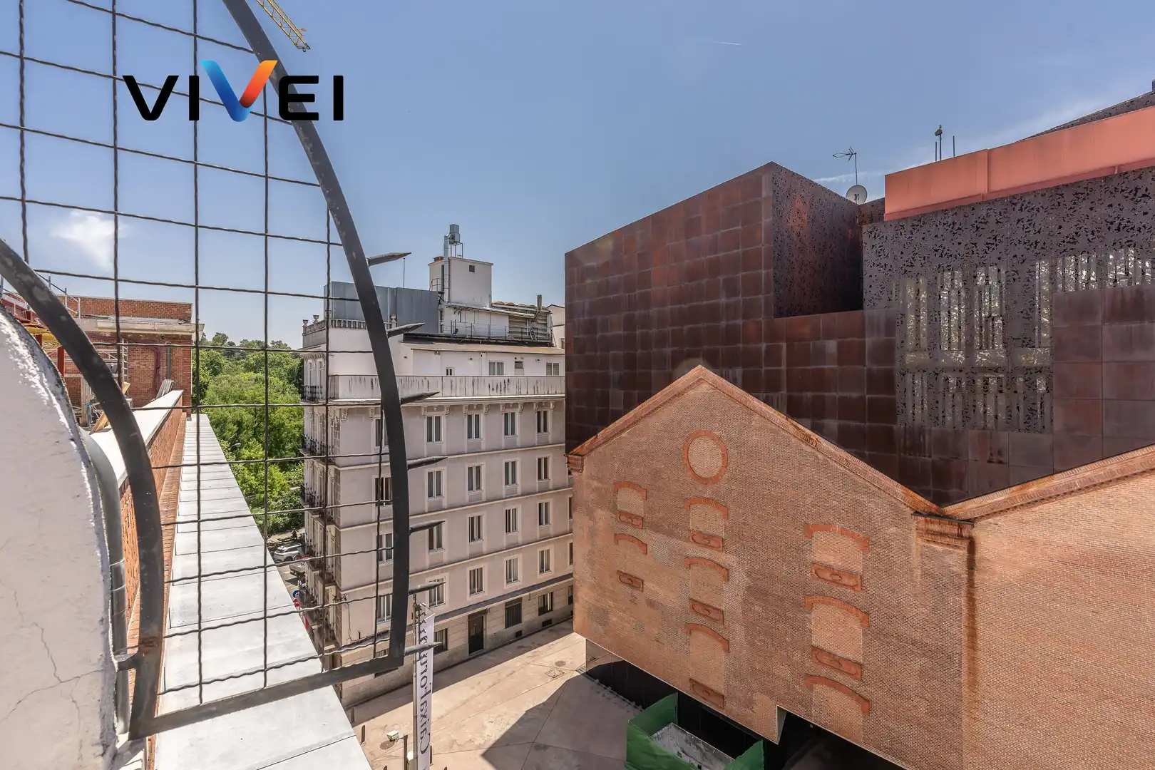 Außenansicht von Dachboden zum Verkauf in Madrid mit Klimaanlage, Heizung und Terrasse