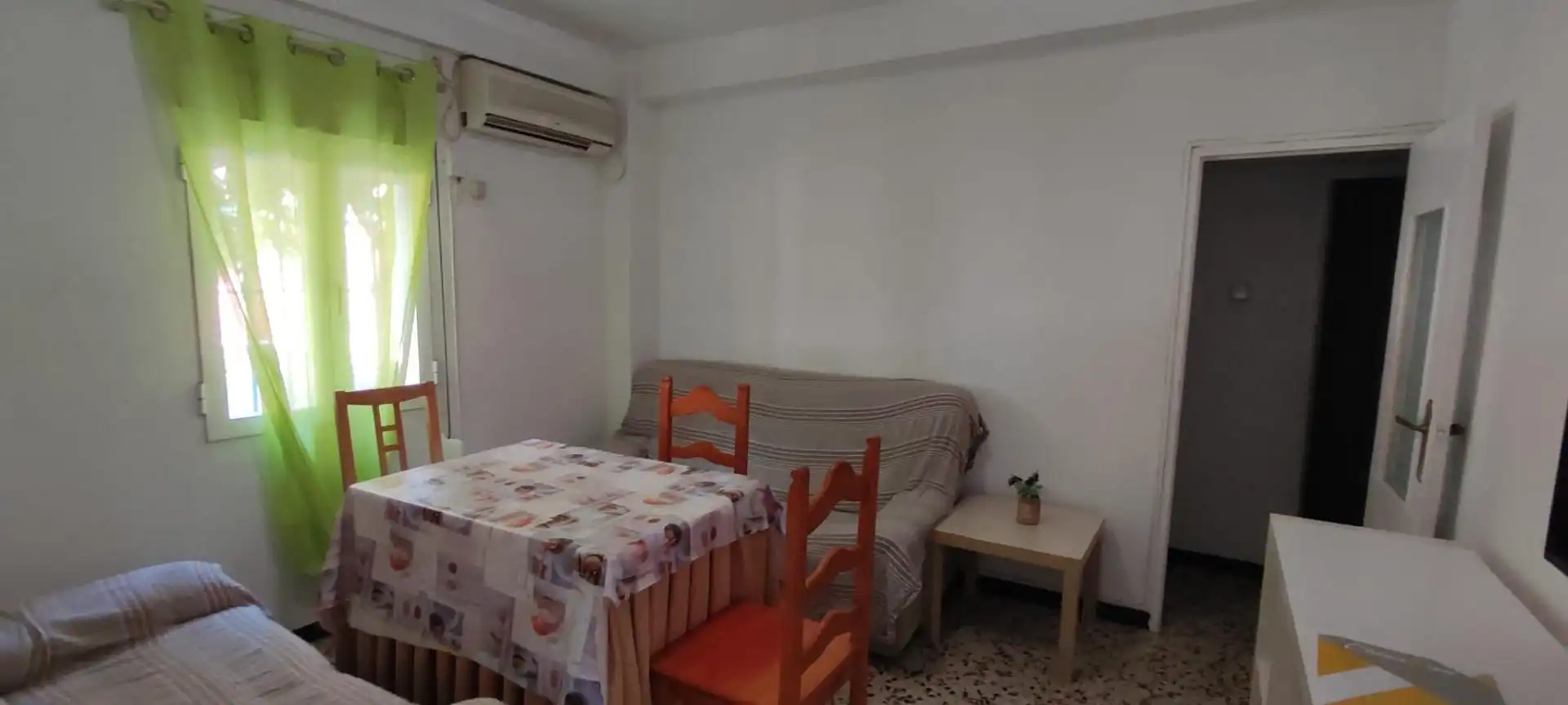 Bedroom of Flat for sale in Sevilla