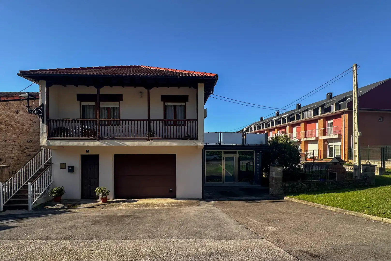 Vista exterior de Casa o xalet en venda en Piélagos amb Calefacció, Jardí privat i Terrassa