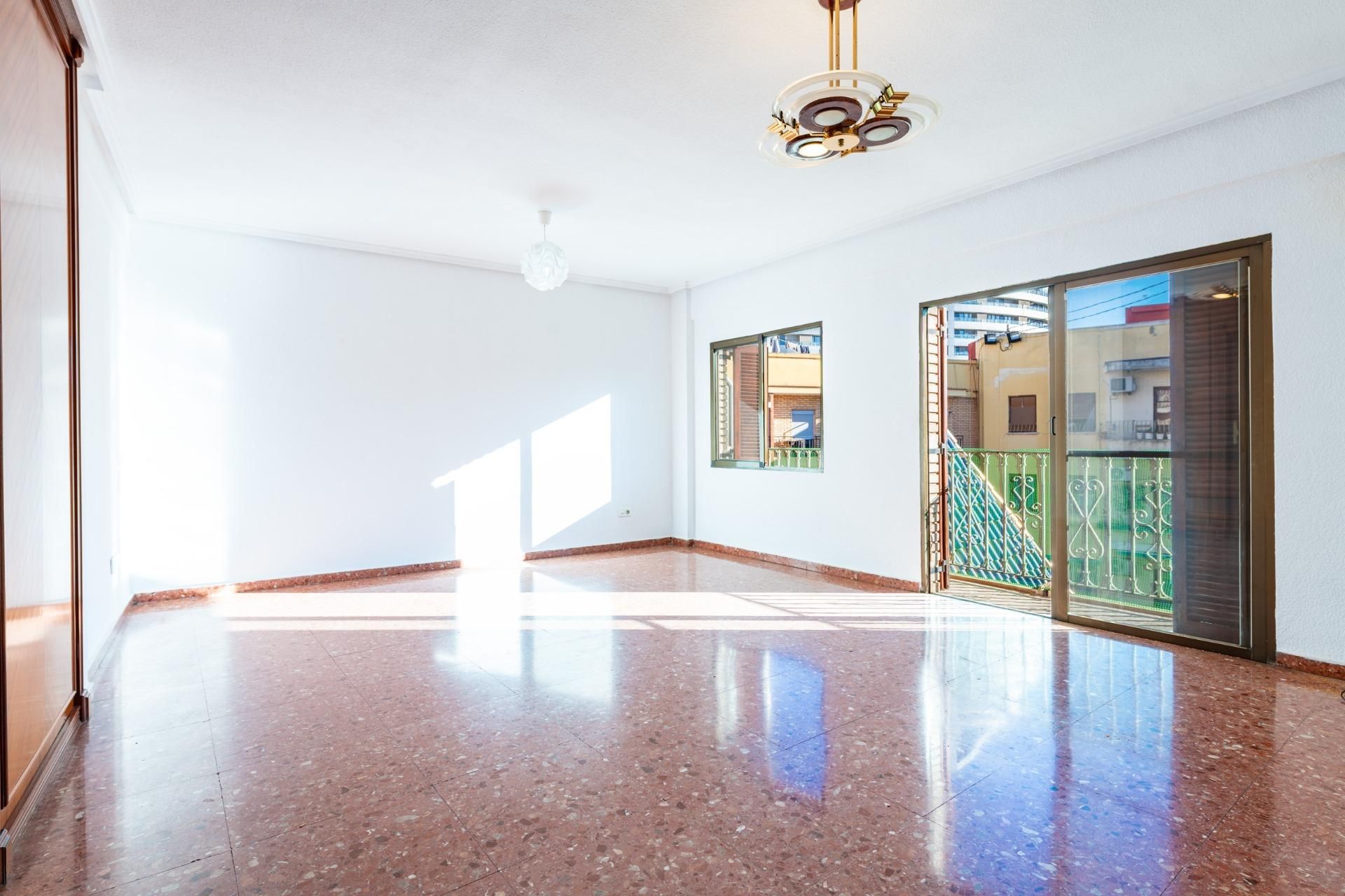 Flat for sale in Mislata  with Balcony
